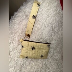 Honeybee Wristlet 🐝🍯